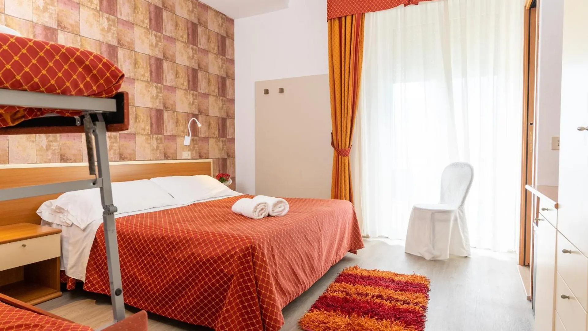 Hotel Dusseldorf Rimini 3*,  Italy